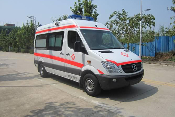 为什么选择奔驰救护车？
